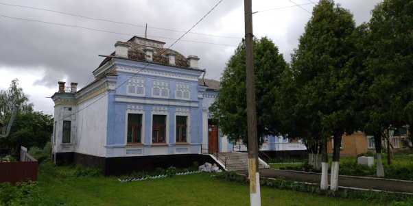 Новини Хмельницького - фото з Старовинний маєток на Хмельниччині виставили на аукціон