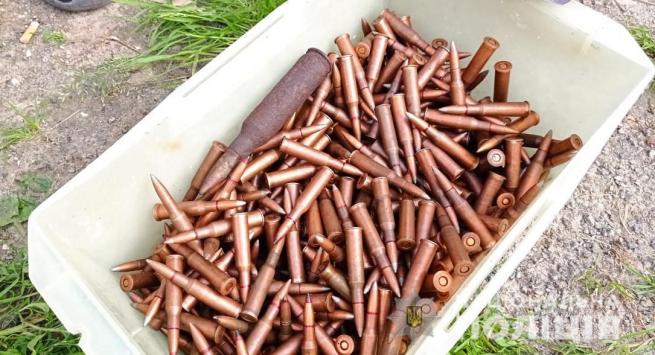 Новини Вінниці - фото з На Вінниччині ліквідували банду, яка торгувала автоматами та іншою зброєю