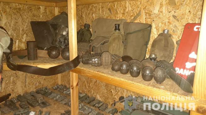 Новини Вінниці - фото з На Вінниччині ліквідували банду, яка торгувала автоматами та іншою зброєю