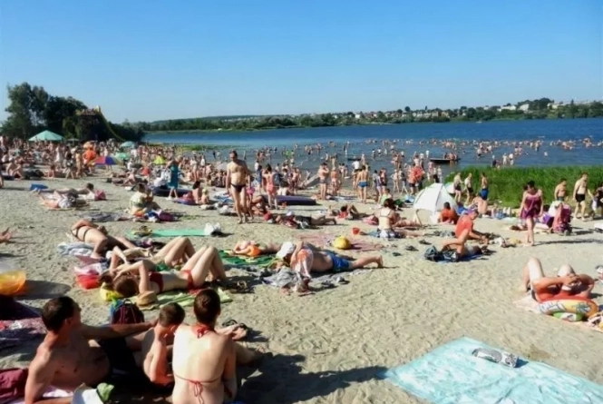 Новини Тернополя - фото з Місця для купання в області: офіційні та улюблені водойми влітку (ФОТОПІДБІРКА)