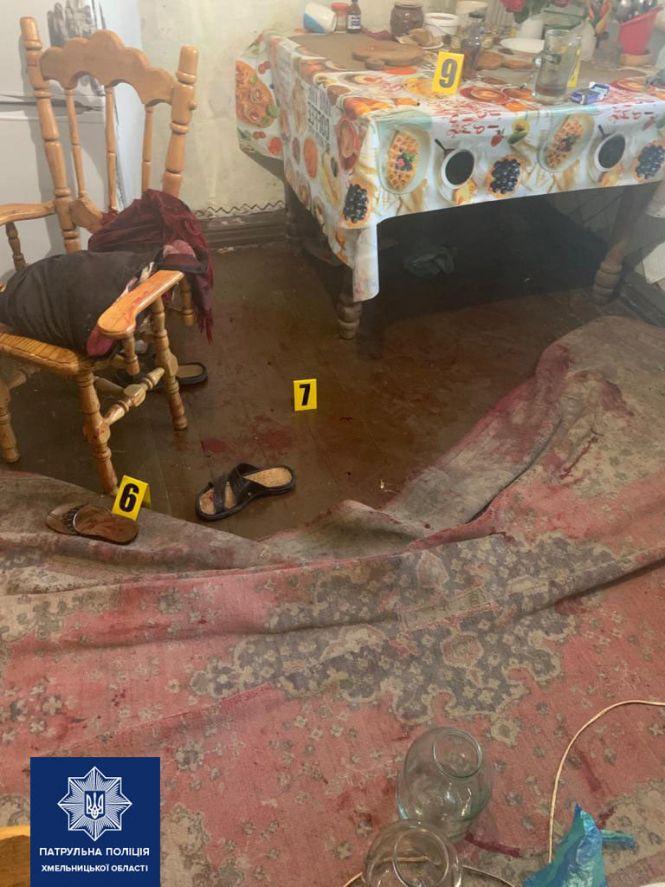 Новини Хмельницького - фото з Хмельничанин накинувся на кохану із ножем: жінка у важкому стані