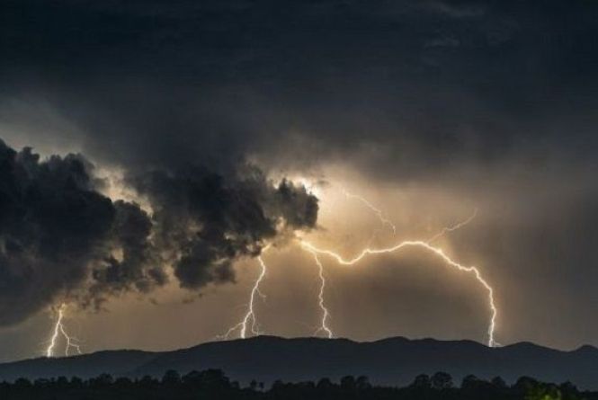 Новини Вінниці - фото з Міст на Тяжилів та відключення світла: важливе за 28 червня на 20minut.ua З грозами та помірним теплом. Прогноз погоди на поточний тиждень