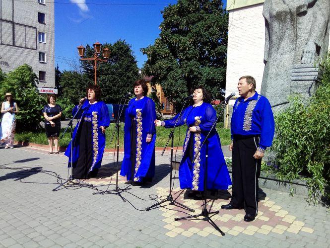 Новини Козятина - фото з У Козятині відзначили 25 річницю прийняття Конституції