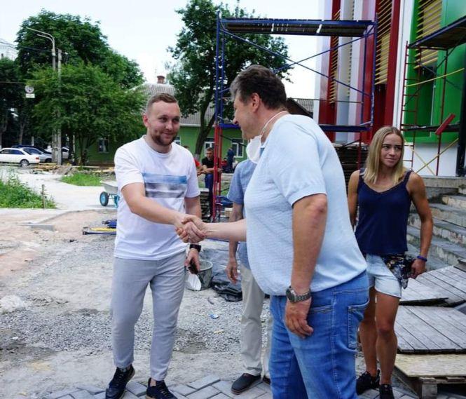 Новини Житомира - фото з 17 мільйонів за оновлення комунального басейну