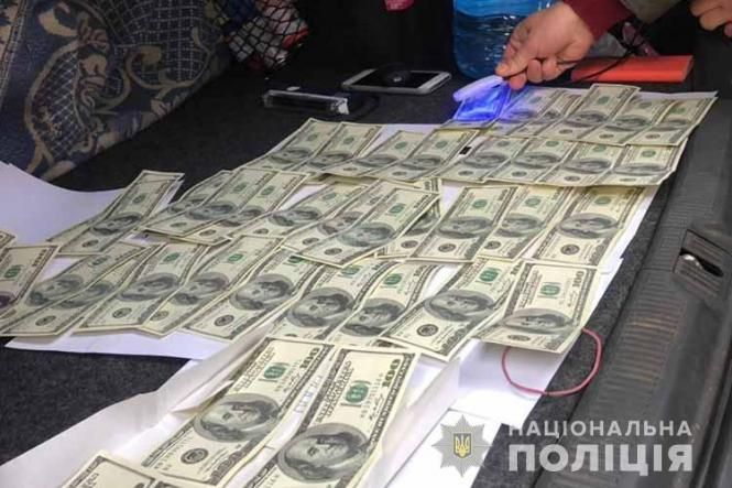 Новини Тернополя - фото з Афера на 5000 $: за мовчання про секс із дружиною її чоловік вимагав гроші у коханця. Як їх покарали?
