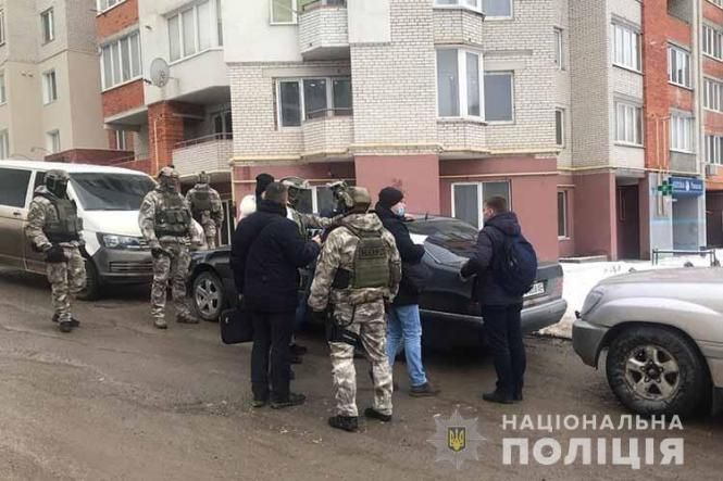 Новини Тернополя - фото з Афера на 5000 $: за мовчання про секс із дружиною її чоловік вимагав гроші у коханця. Як їх покарали?