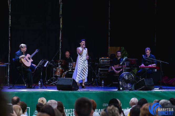 Новини Вінниці - фото з Оксана Муха у Вінниці — про цілющу силу української пісні і своїх вінницьких донецьких друзів