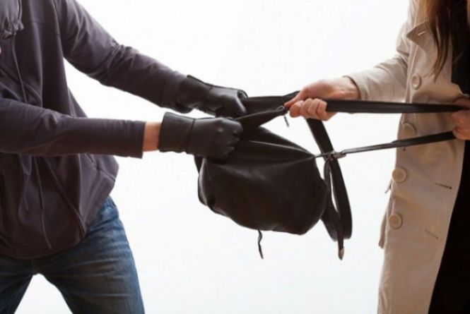 Новини Вінниці - фото з Важливе за тиждень. ТОП новин від 28 червня по 5 липня, які ви могли пропустити «Я б і так віддала йому ту сумку». Чоловік, який напав на жінку в лікарні, тепер у СІЗО