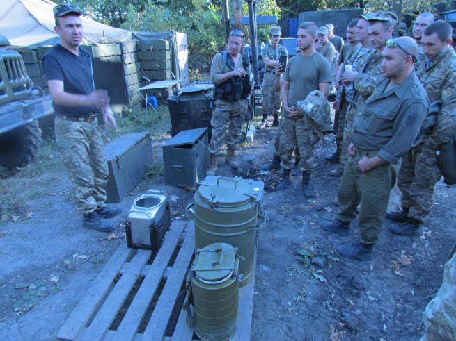 Новини Вінниці - фото з В зоні ООС загинув Богдан Бродовський. Без батька залишились четверо дітей На зображенні може бути: 1 особа та на відкритому повітрі
