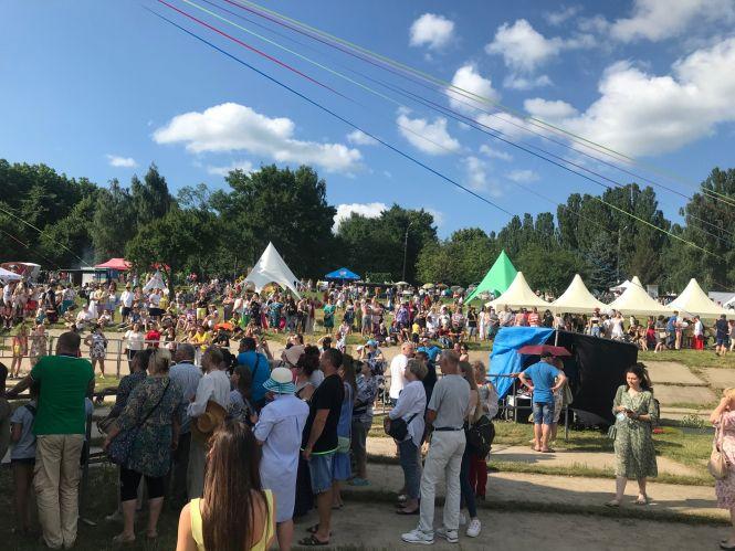 Новини Вінниці - фото з Концерти, смаколики, поливання з бранзбойту. Як на Вишенському озері гуляли Купала