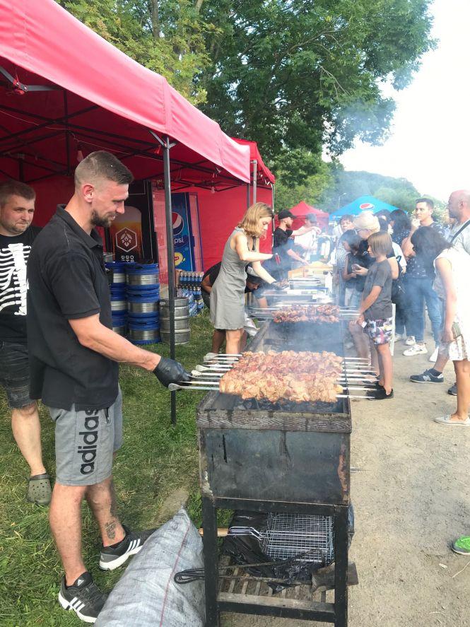 Новини Вінниці - фото з Концерти, смаколики, поливання з бранзбойту. Як на Вишенському озері гуляли Купала
