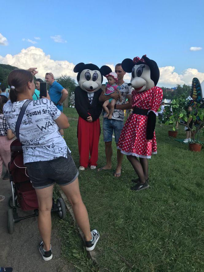 Новини Вінниці - фото з Концерти, смаколики, поливання з бранзбойту. Як на Вишенському озері гуляли Купала