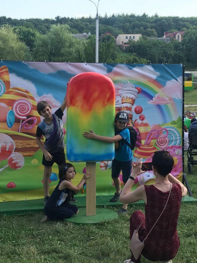 Новини Вінниці - фото з Концерти, смаколики, поливання з бранзбойту. Як на Вишенському озері гуляли Купала