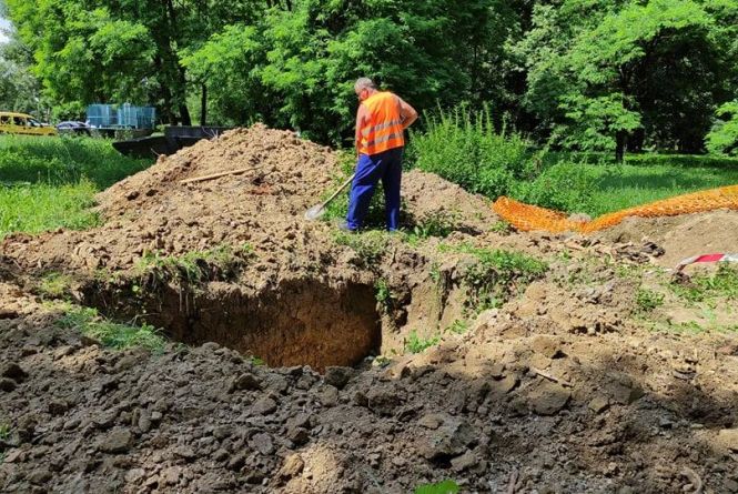 Новини Вінниці - фото з Важливе за тиждень. ТОП новин від 5 по 12 липня, які ви могли пропустити Копали під кабель, знайшли кістки. Біля нічного клубу «Курсаль» робітники розкопали поховання