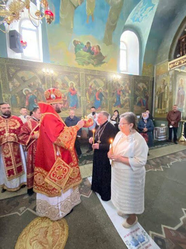 Протоієрей Дмитро Лисак та його дружина пані Марія відсвяткували золоте  весілля