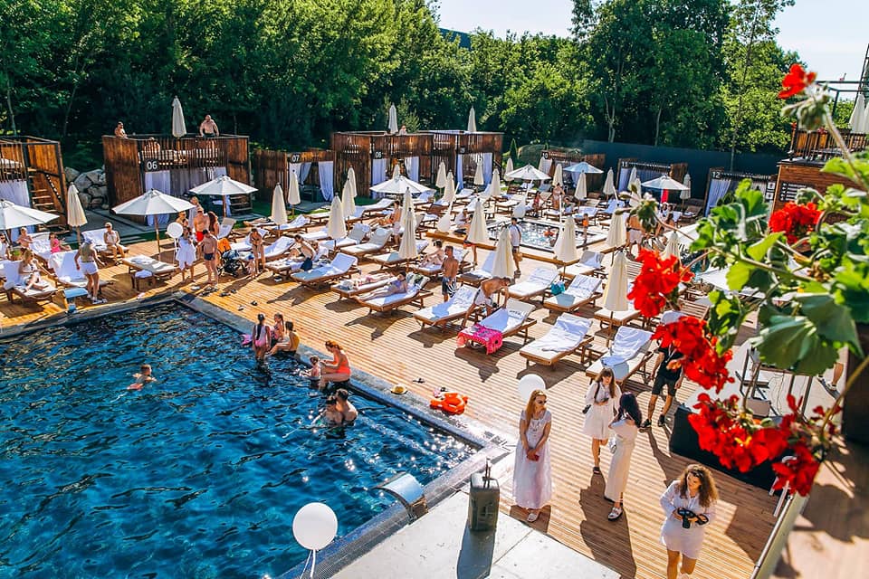 Новини Тернополя - фото з Порятунок від спеки: ТОП–5 відкритих басейнів Тернополя та області