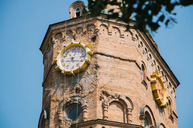Новини Вінниці - фото з Час настав. До ладу приведуть годинник на Вінницькій вежі