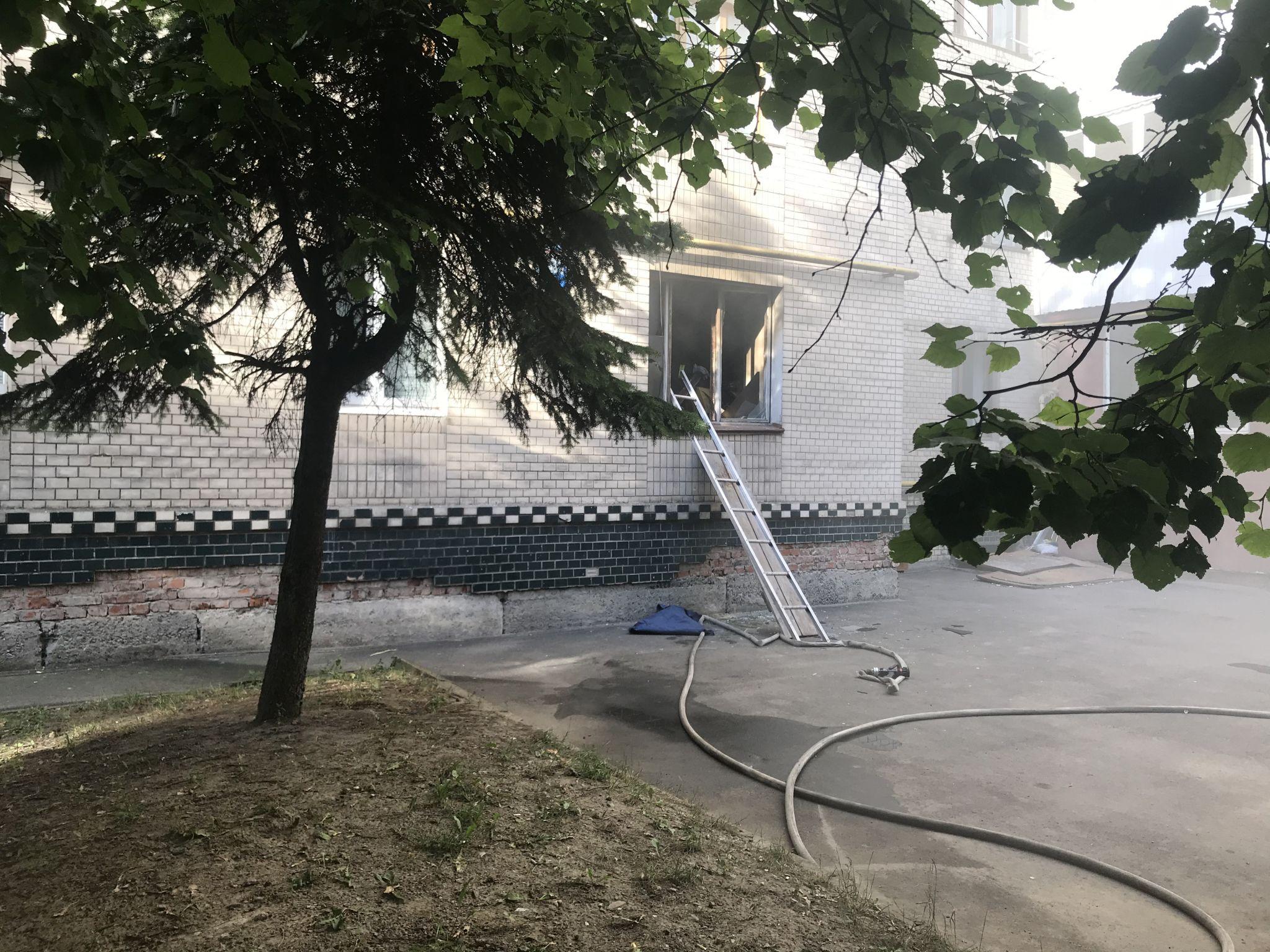 Новини Хмельницького - фото з У будинку на Тернопільській згорів чоловік (ФОТО, ВІДЕО)