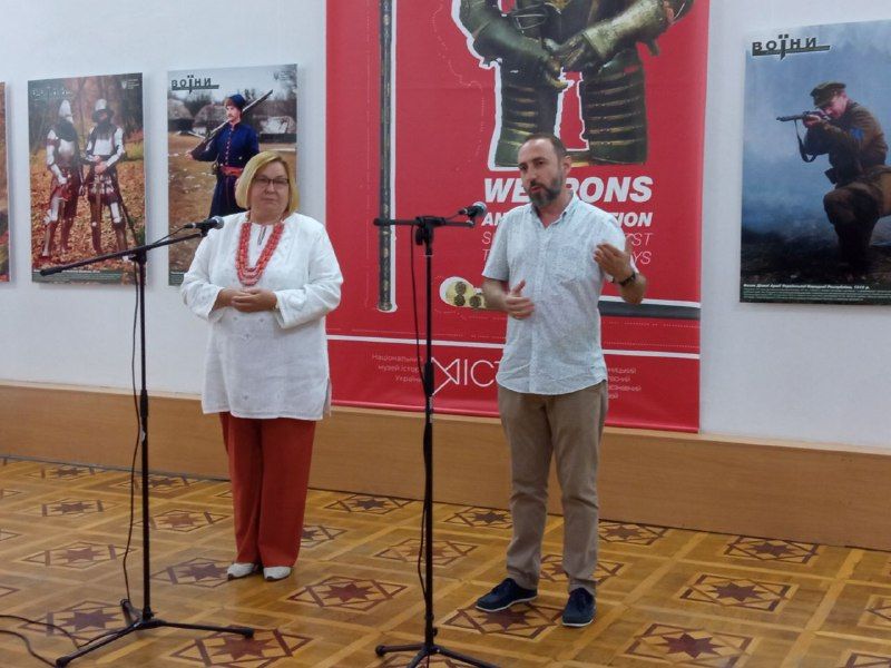 Новини Вінниці - фото з Зброю до бою: у краєзнавчому музеї відкрили спільну виставку з Національним музеєм історії України