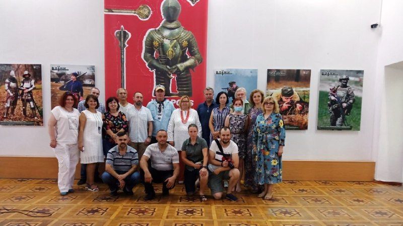Новини Вінниці - фото з Зброю до бою: у краєзнавчому музеї відкрили спільну виставку з Національним музеєм історії України