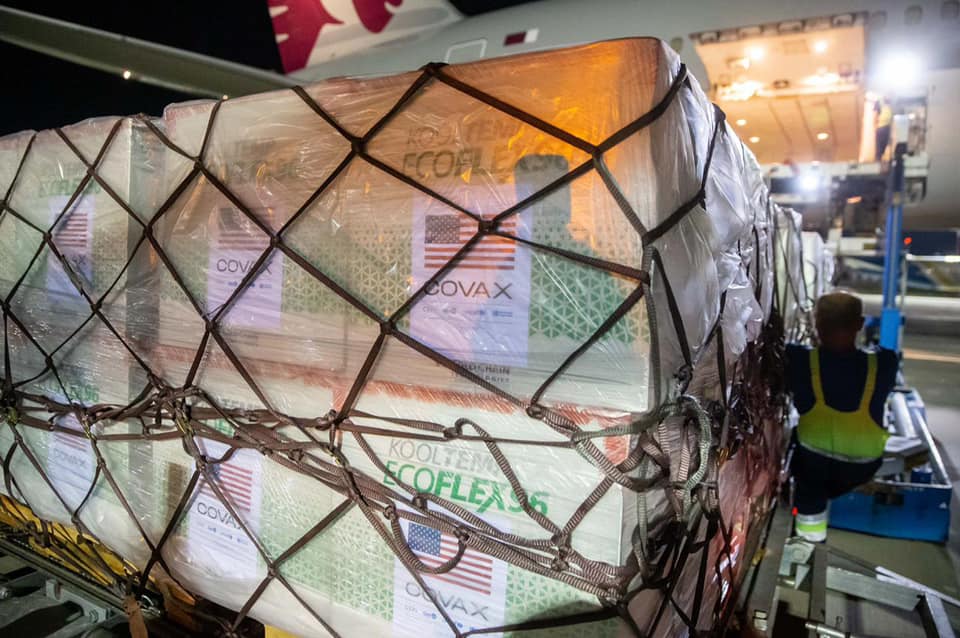 Новини Тернополя - фото з Україна отримала 2 млн доз вакцини Moderna. Кого щеплюватимуть?