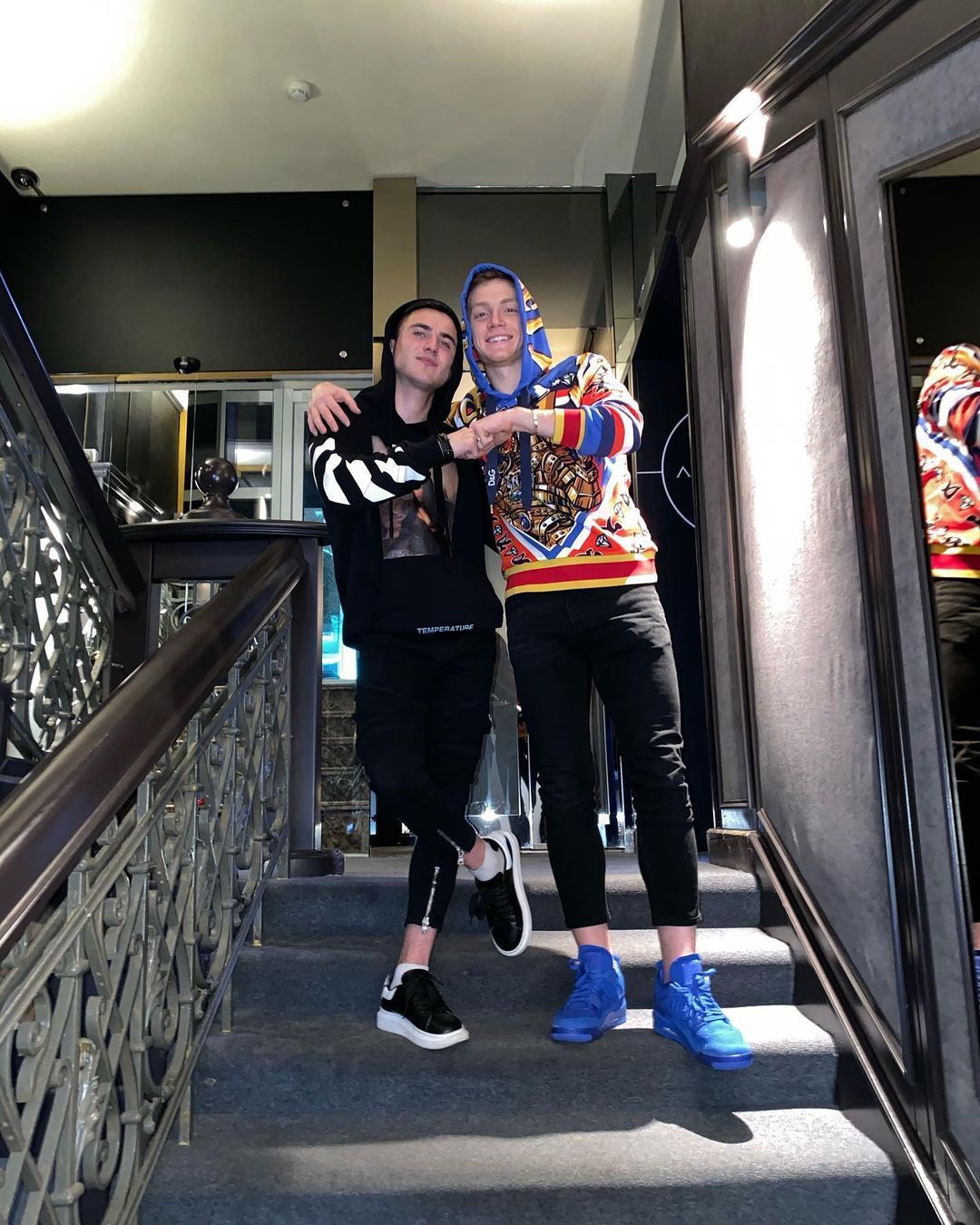 Новини Вінниці - фото з English Love. Після вильоту з «Євро» Циганков з другом у рідній Вінниці відкрили кав'ярню