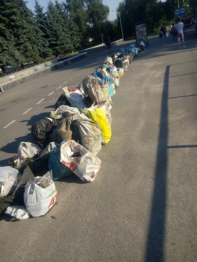 На зображенні може бути: дорога