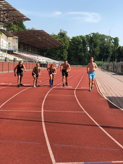 Новини Вінниці - фото з «Одним можна бігати, а іншим — зась». Чому для групових занять на стадіоні треба заключати договір?