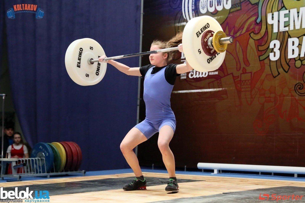 Новини Вінниці - фото з Її вага 43 кг, а штовхає 50: про тендітну вінницьку штангістку Тетяну Вітвіцьку