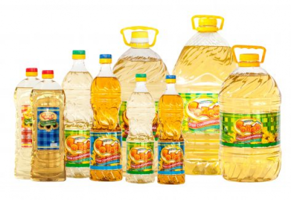 Новини Вінниці - фото з Дим на колишньому молокозаводі. Сім пожежних машин гасили склад «Соняху»