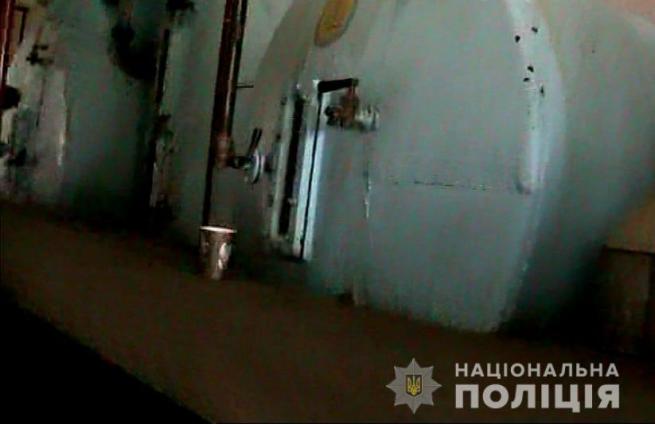 Новини Вінниці - фото з На Вінниччині завідувач складу спиртзаводу «пропив» 2654 декалітрів