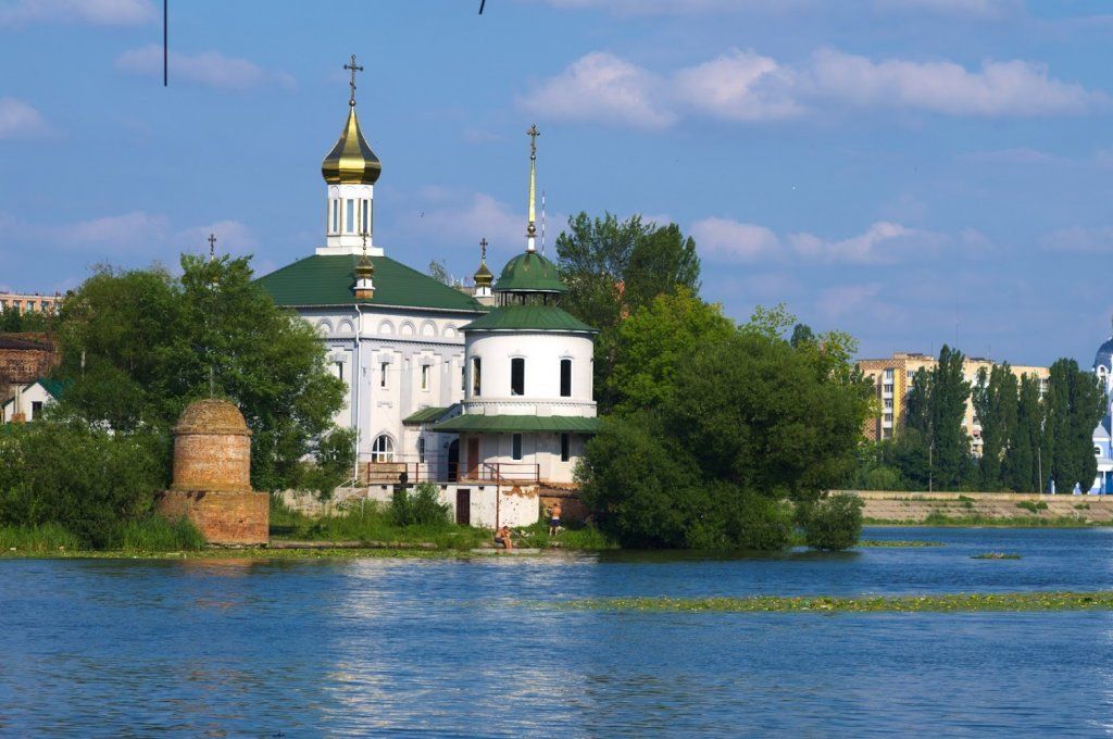 Новини Вінниці - фото з Таїнство хрещення. Кому зі священників вінничани довіряють хрестити своїх дітей?