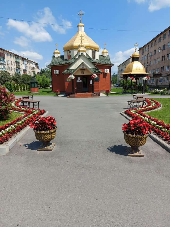 Новини Вінниці - фото з Таїнство хрещення. Кому зі священників вінничани довіряють хрестити своїх дітей?