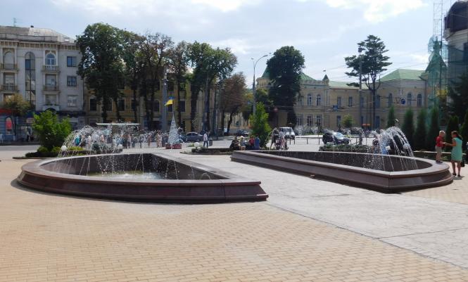 Новини Вінниці - фото з Варто освіжитись. Скільки коштують вінницькі фонтани?