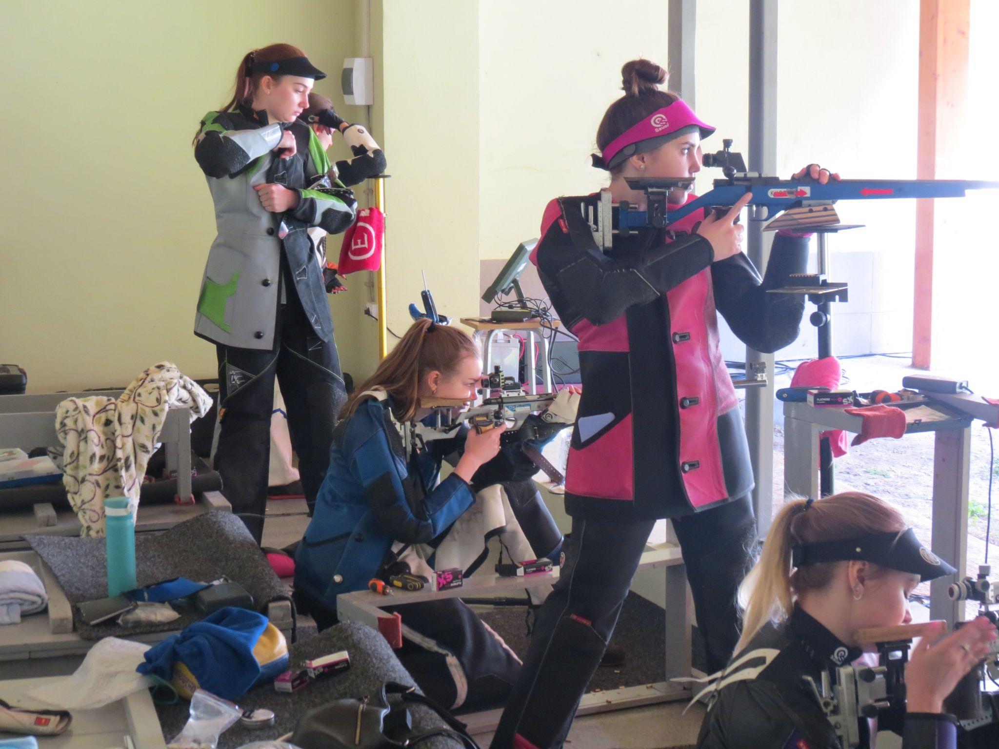 Новини Вінниці - фото з Тут навчать влучати «у яблучко».  Початківців на кульову стрільбу прийматимуть із вересня