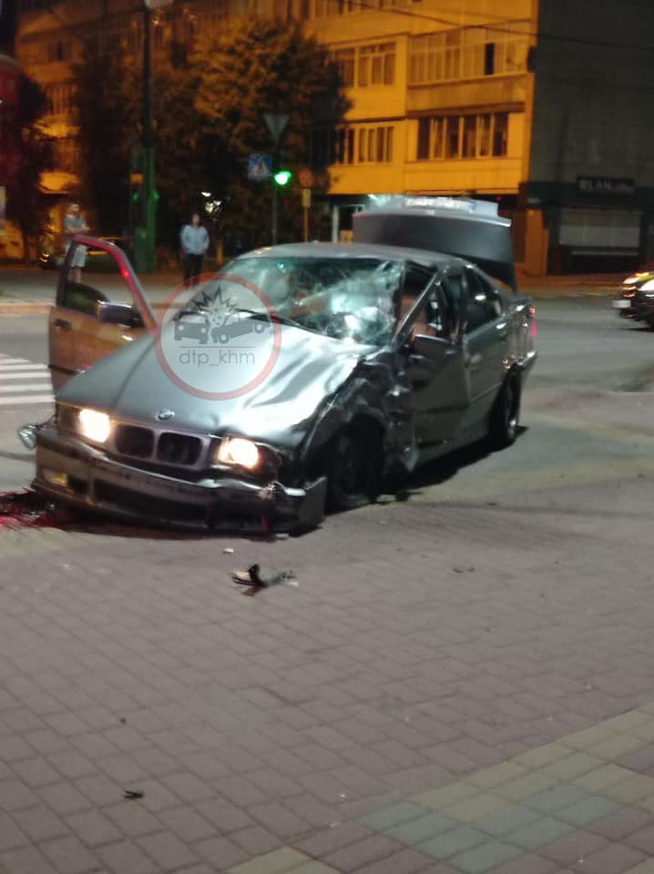 Новини Хмельницького - фото з Нічна ДТП із патрульним авто на Кам'янецькій: що відомо (ФОТО)