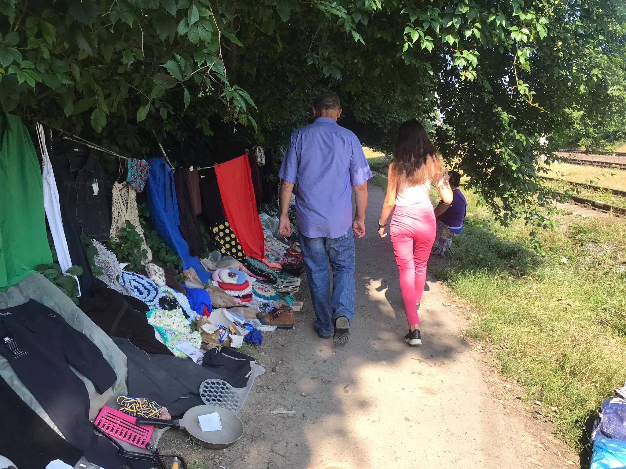 Новини Хмельницького - фото з Постачальники - безхатьки, реалізатори - пенсіонери. Розповідаємо про ринок на Кам’янецькому переїзді Нет описания.