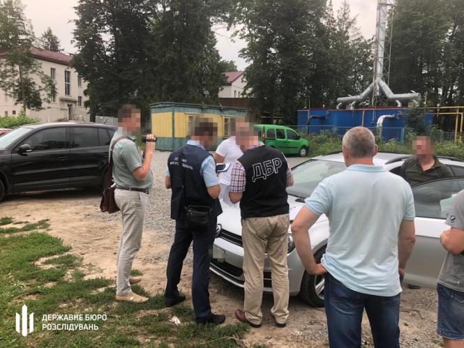 Новини Хмельницького - фото з У Хмельницькому на хабарі затримали двох начальників кримінальної поліції: що відомо