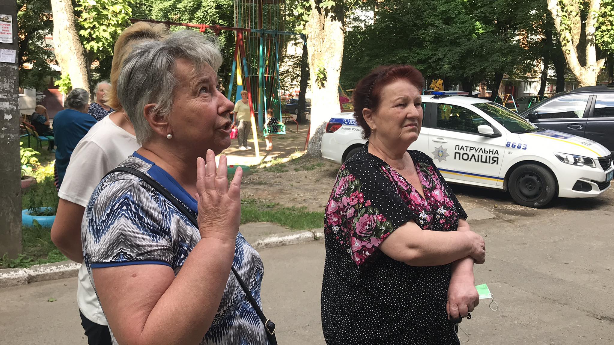 Новини Хмельницького - фото з Мешканці багатоповерхівки на Інститутській скаржаться на сусідів, які п’ють, б’ються та виховують 1-річну дитину Нет описания.