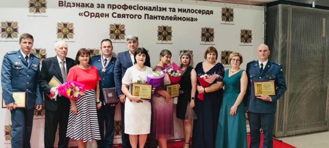 Новини Вінниці - фото з Вінницький військовий хірург Анатолій Ордатій здобув медичний «Оскар»