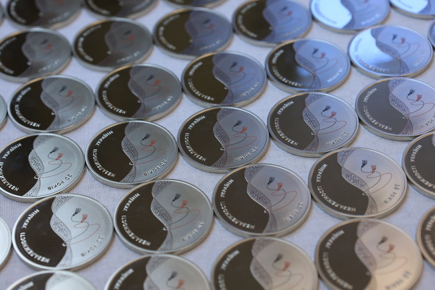 Новини Козятина - фото з До 30-річчя Незалежності України карбують пам’ятні монети зі срібла та золота