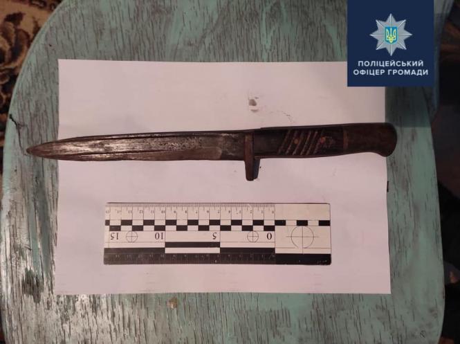 Новини Хмельницького - фото з На Хмельниччині в чоловіка вдома знайшли пістолет і бойові патрони