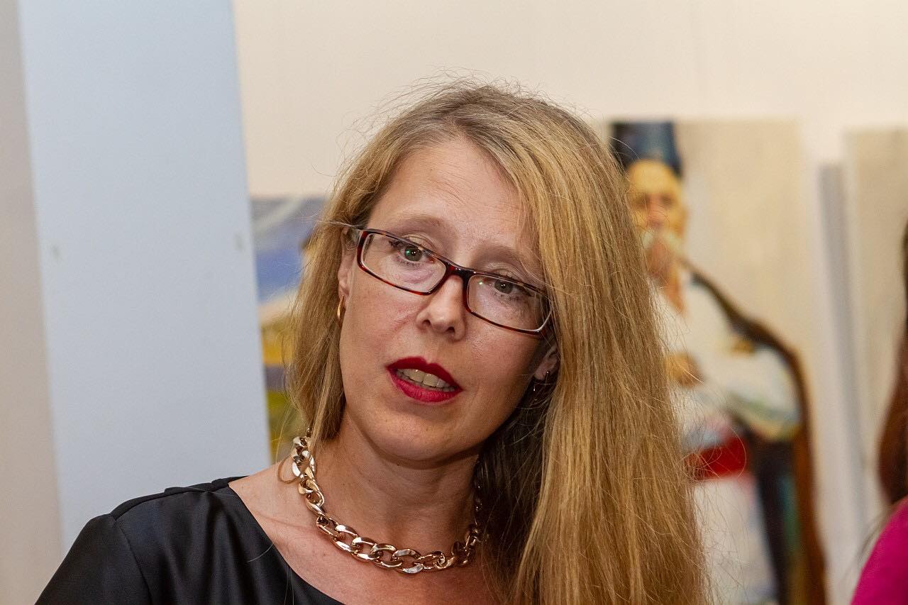 Новини Вінниці - фото з Одеситка малює Поділля: у Вінниці відкрилася виставка художниці Катерини Білетіної