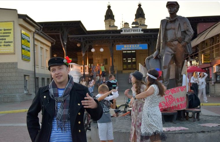 Новини Вінниці - фото з «Ну, всьо, доїхали!» Відкрили школу для навчання їзди на велосипеді і… китайської мови