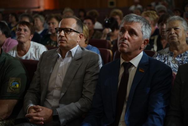 Новини Житомира - фото з 109 жінок Житомирщини нагородили Орденом матері бійця АТО photo5237938563272783049