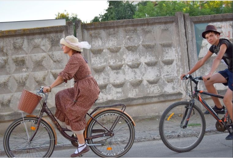 Новини Вінниці - фото з «Ну, всьо, доїхали!» Відкрили школу для навчання їзди на велосипеді і… китайської мови