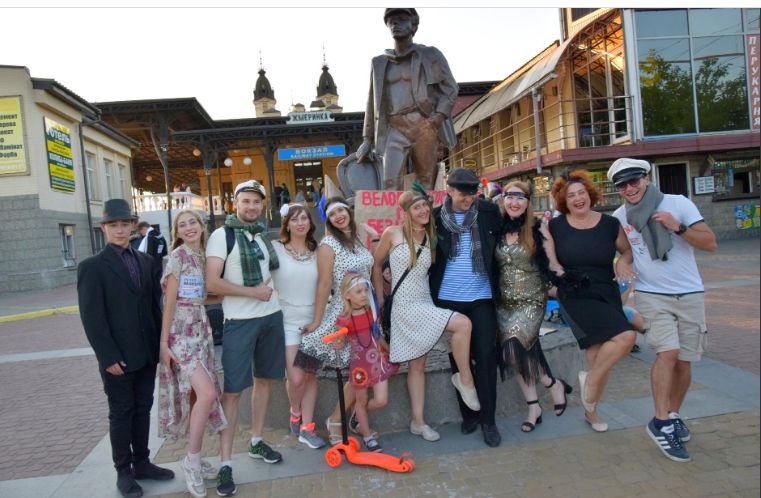 Новини Вінниці - фото з «Ну, всьо, доїхали!» Відкрили школу для навчання їзди на велосипеді і… китайської мови