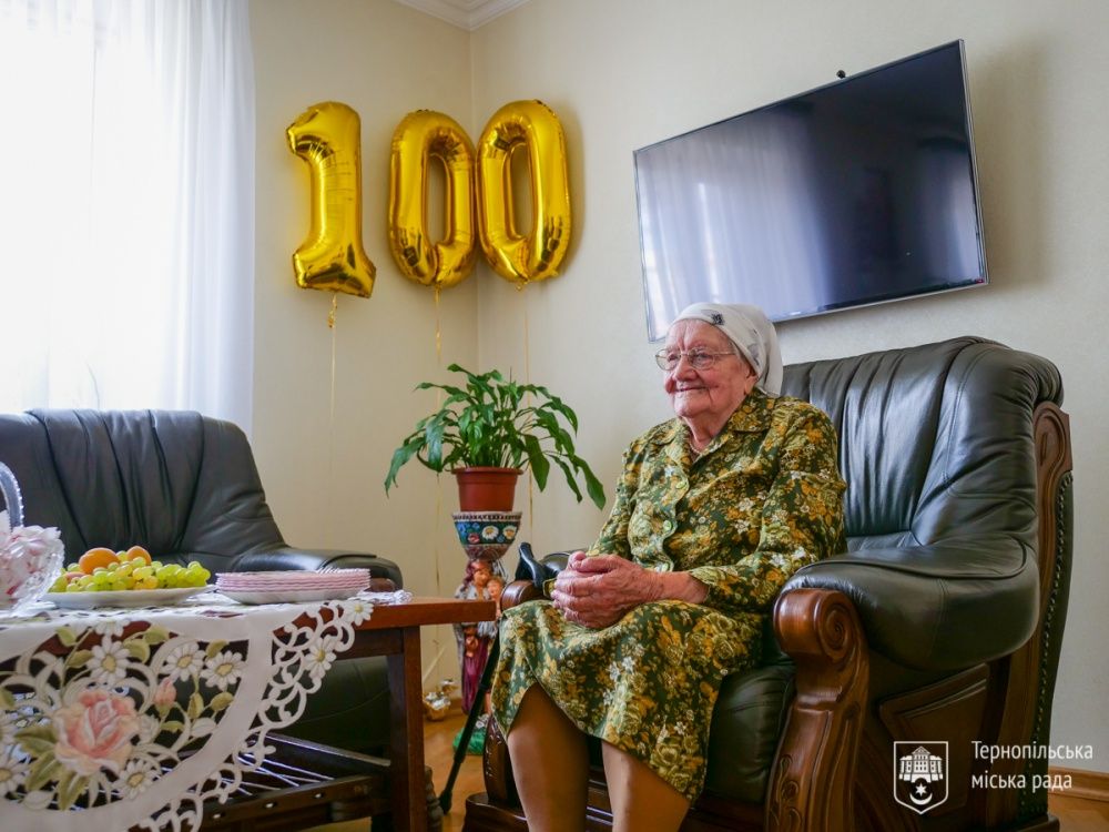 Новини Тернополя - фото з Тернополянка відзначила 100-річний ювілей (ФОТО. ВІДЕО)