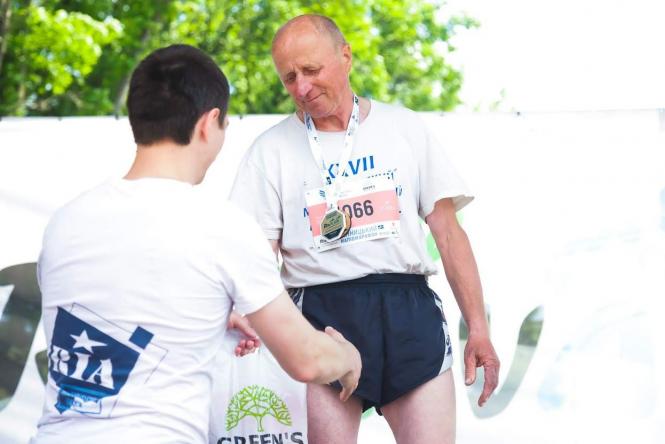 Новини Вінниці - фото з Ідеальний тимбілдинг, або Чому варто бігти командою на Вінницькому Напівмарафоні