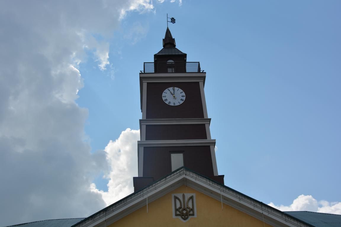 Новини Тернополя - фото з В області діє єдиний оглядовий майданчик на ратуші. Хочете освідчитися чи зробити унікальні фото?